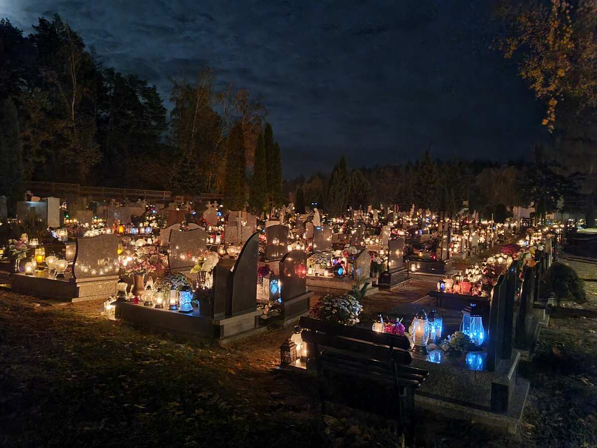 Wszystkich Świętych 2023 - cmentarz komunalny w Trzciance